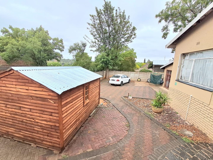 13 Bedroom Property for Sale in Generaal De Wet Free State